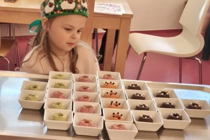 Slavíme narozeniny a hrajeme si, učíme se