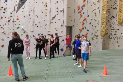 Sportovní den 11.11.2025 - kurz lezení