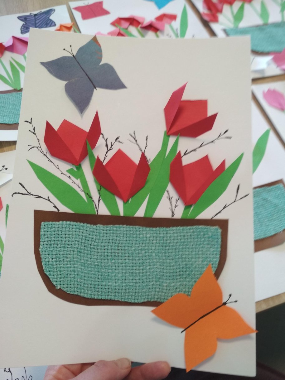 Tulipánky v košíčku