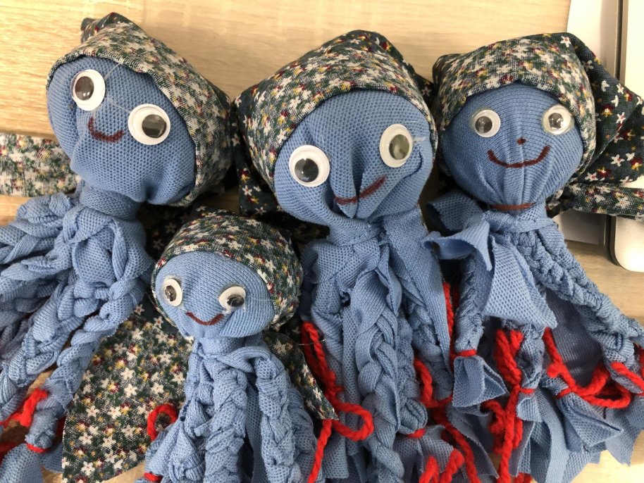 Ruční výroba textilní hračky – chobotničky